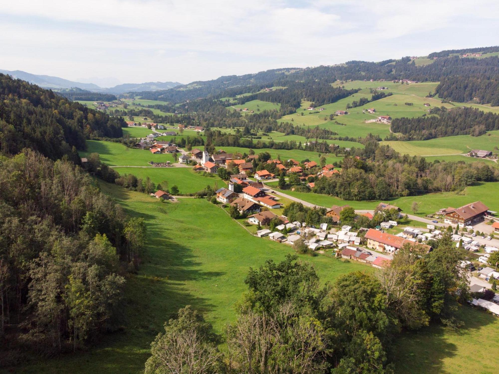 Campingplatz Schlaffass Wolpertingerhöhle